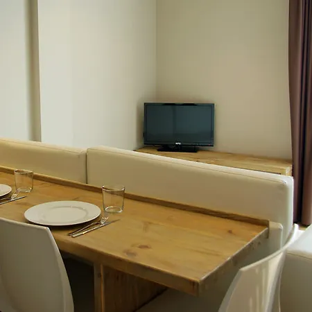 Arrels D'emporda 아파트호텔 4*